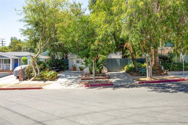 2400-2402 Merton Avenue, Los Angeles, CA 90041