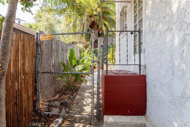 2400-2402 Merton Avenue, Los Angeles, CA 90041