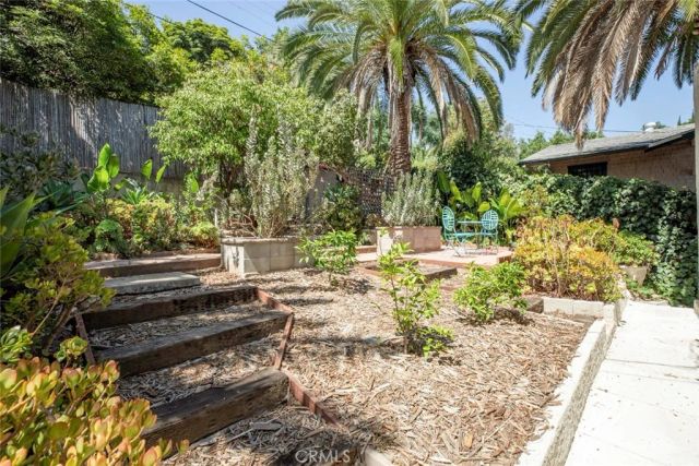 2400-2402 Merton Avenue, Los Angeles, CA 90041