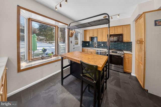 14205 PARKVALE RD, Rockville, MD 20853