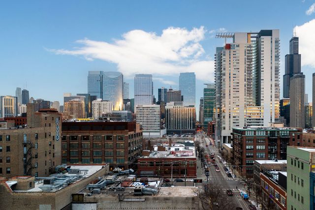 900 W Washington Boulevard 802, Chicago, IL 60607