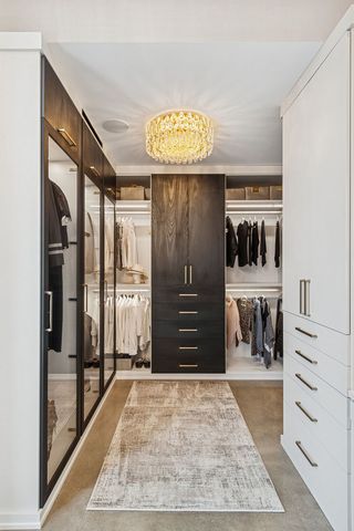 900 W Washington Boulevard 802, Chicago, IL 60607