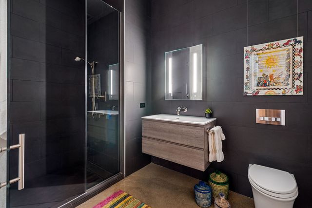 900 W Washington Boulevard 802, Chicago, IL 60607