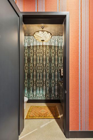 900 W Washington Boulevard 802, Chicago, IL 60607