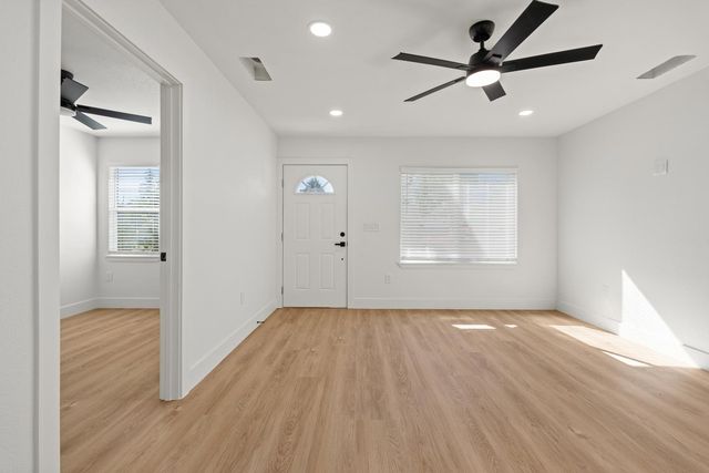 2345 Hackberry St, Stockton, CA 95205