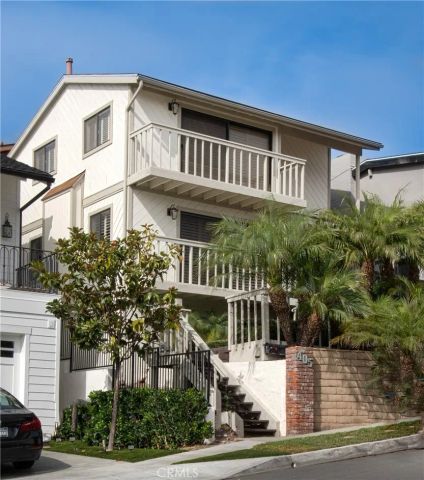 405 Heliotrope Avenue B, Corona Del Mar, CA 92625