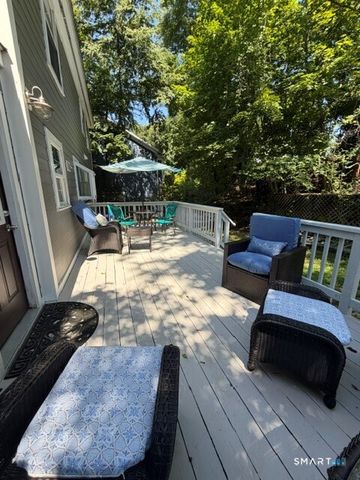 157 Samp Mortar Drive, Fairfield, CT 06824