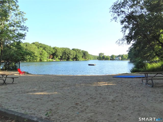 157 Samp Mortar Drive, Fairfield, CT 06824