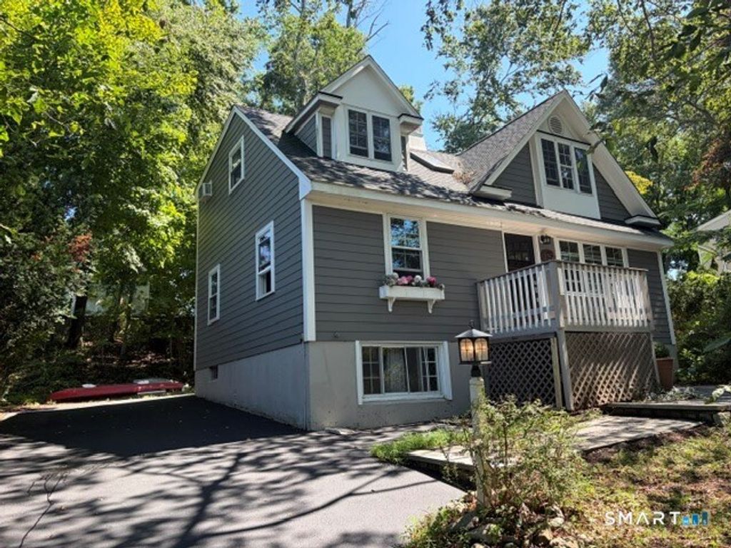 157 Samp Mortar Drive, Fairfield, CT 06824