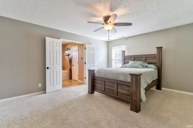 10147 Anchor Way, Evansville, IN 47725