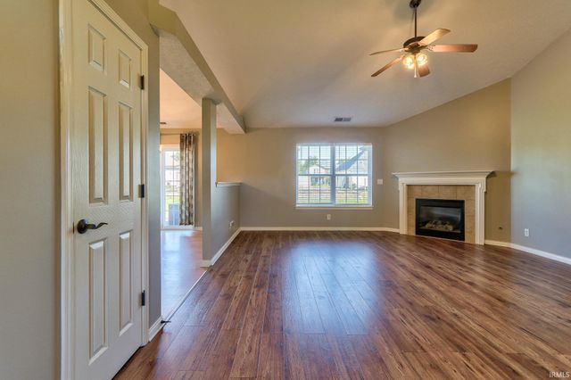 10147 Anchor Way, Evansville, IN 47725