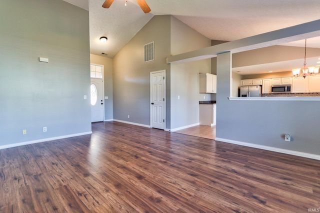 10147 Anchor Way, Evansville, IN 47725