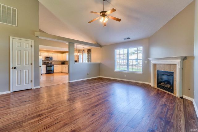 10147 Anchor Way, Evansville, IN 47725