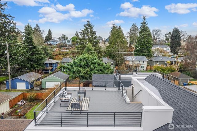 3218 47th Avenue SW, Seattle, WA 98116