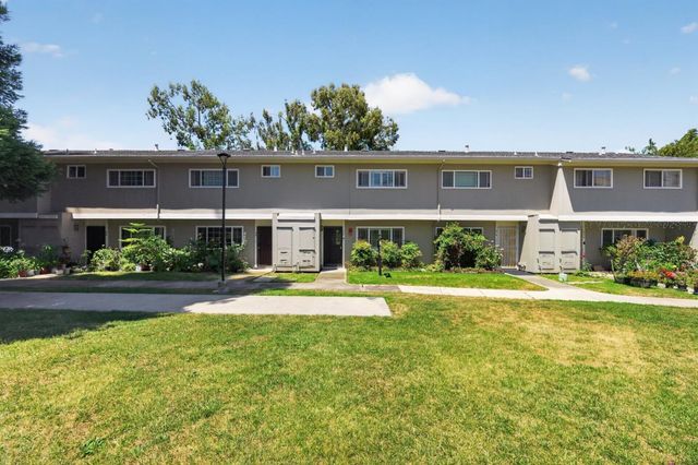 92 Hemlock Lane, Milpitas, CA 95035