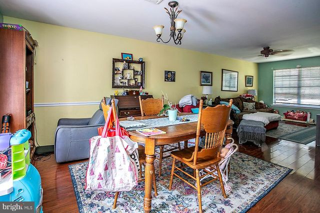 1107 SCHOOL HOUSE LN, Quakertown, PA 18951