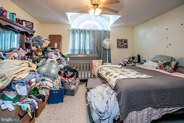 1107 SCHOOL HOUSE LN, Quakertown, PA 18951