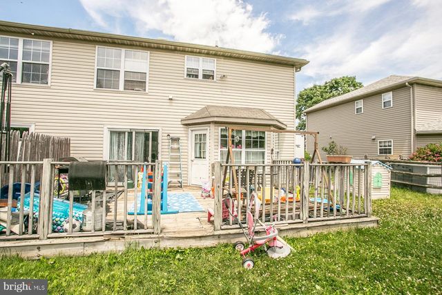 1107 SCHOOL HOUSE LN, Quakertown, PA 18951