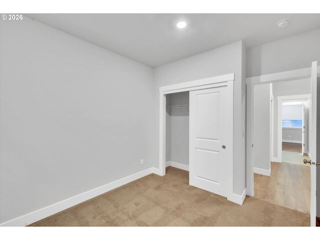 16646 Sw TOWNSVILLE St, Portland, OR 97224