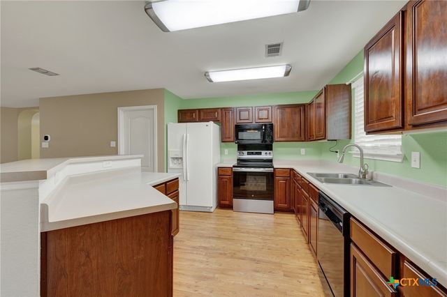 204 Falcon Ridge Drive, New Braunfels, TX 78130