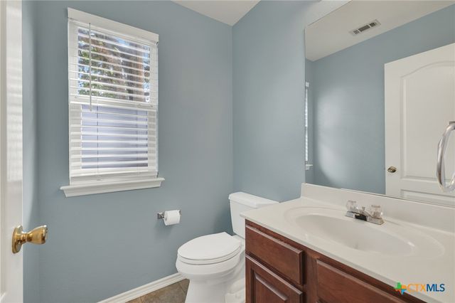 204 Falcon Ridge Drive, New Braunfels, TX 78130