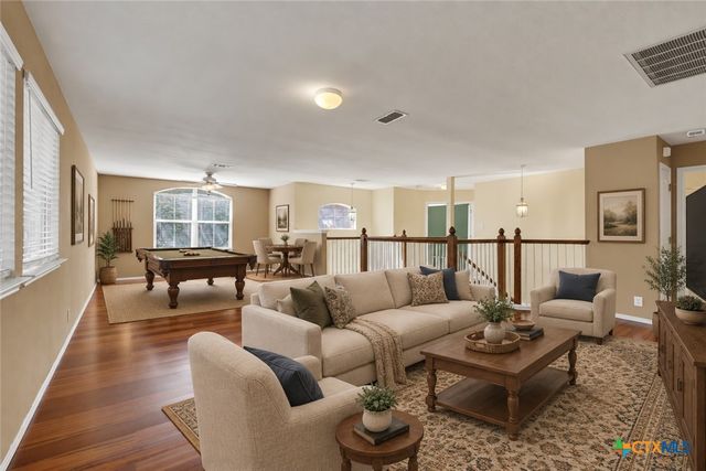 204 Falcon Ridge Drive, New Braunfels, TX 78130