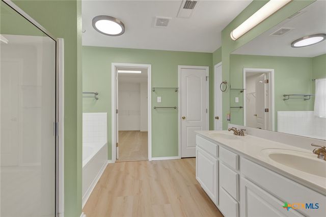 204 Falcon Ridge Drive, New Braunfels, TX 78130