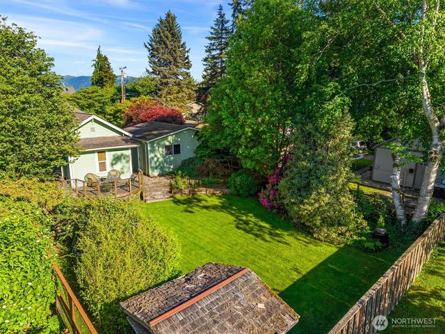 1517 Fairvew Street, Bellingham, WA 98229