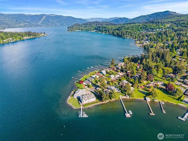 1517 Fairvew Street, Bellingham, WA 98229