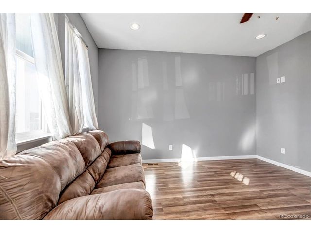 436 S 3rd Ave, Deer Trail, CO 80105