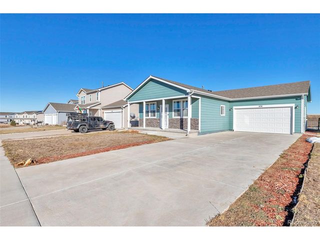436 S 3rd Ave, Deer Trail, CO 80105