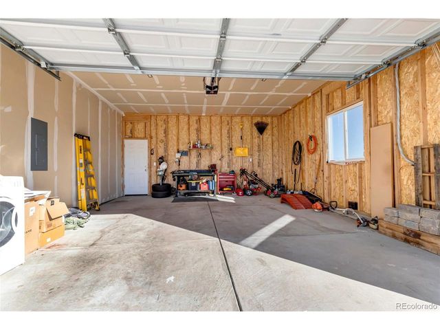436 S 3rd Ave, Deer Trail, CO 80105