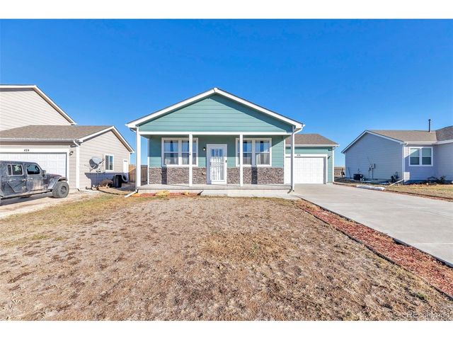 436 S 3rd Ave, Deer Trail, CO 80105