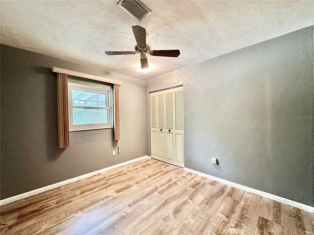 1629 NW 40TH TERRACE, Gainesville, FL 32605