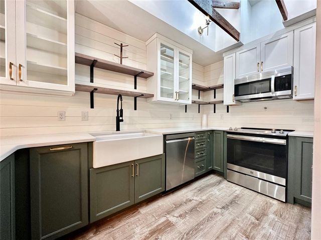 1629 NW 40TH TERRACE, Gainesville, FL 32605