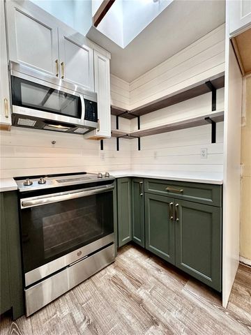 1629 NW 40TH TERRACE, Gainesville, FL 32605