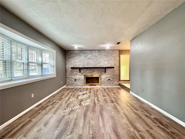 1629 NW 40TH TERRACE, Gainesville, FL 32605