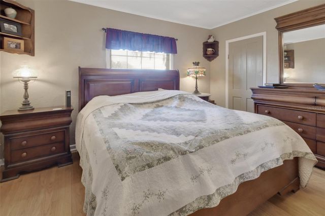 1403 BLACKWELDER ROAD, De Leon Springs, FL 32130