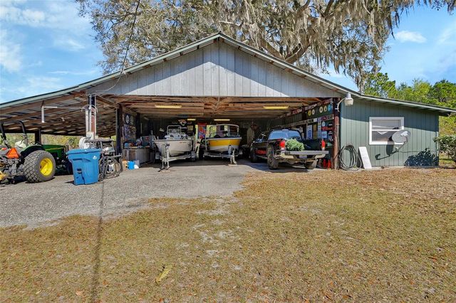 1403 BLACKWELDER ROAD, De Leon Springs, FL 32130