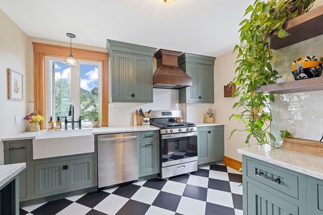 206 Columbia Street, Malden, MA 02148