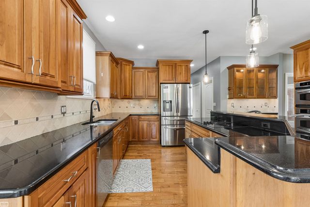 26578 Harvest Dr Drive, Chesterfield, MI 48051
