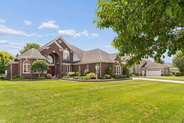 26578 Harvest Dr Drive, Chesterfield, MI 48051