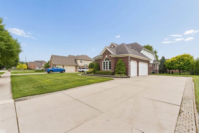 26578 Harvest Dr Drive, Chesterfield, MI 48051
