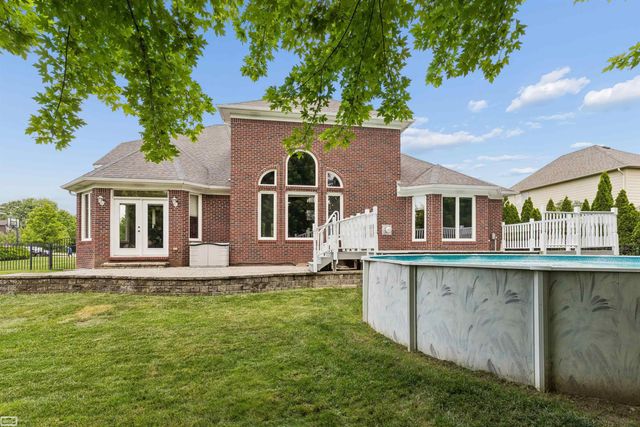 26578 Harvest Dr Drive, Chesterfield, MI 48051
