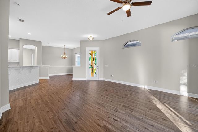 216 LAMONTE POINT COURT, Debary, FL 32713