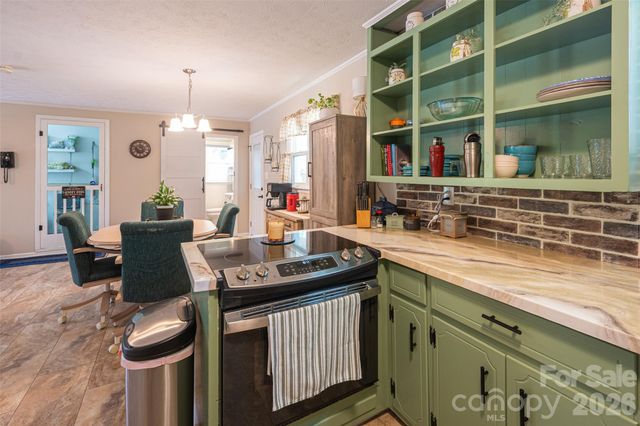 1928 Marigold Lane, Hudson, NC 28638