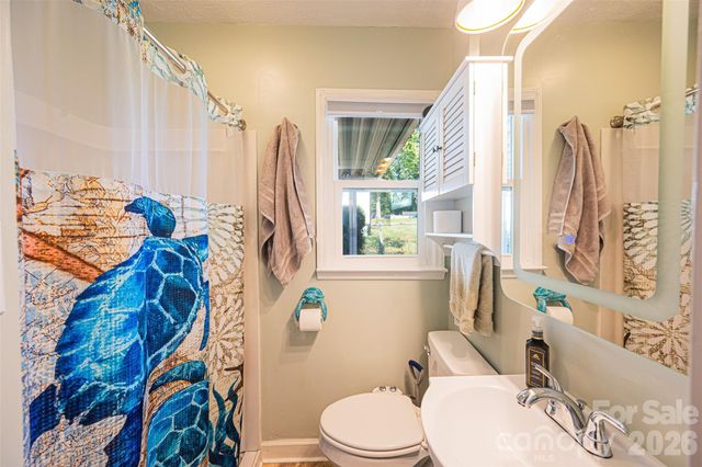 1928 Marigold Lane, Hudson, NC 28638