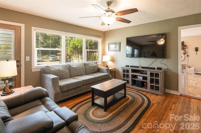 1928 Marigold Lane, Hudson, NC 28638
