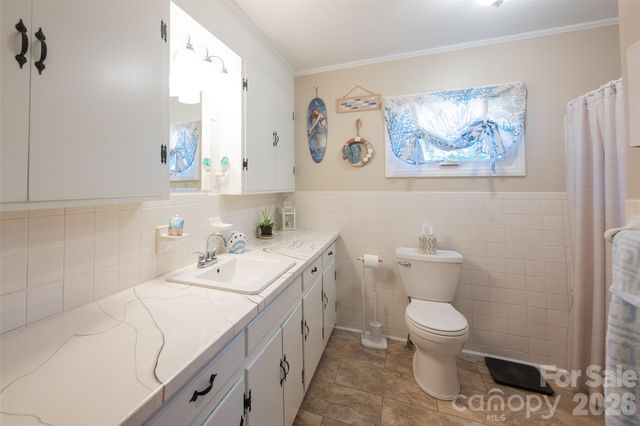 1928 Marigold Lane, Hudson, NC 28638