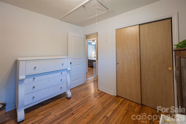 1928 Marigold Lane, Hudson, NC 28638